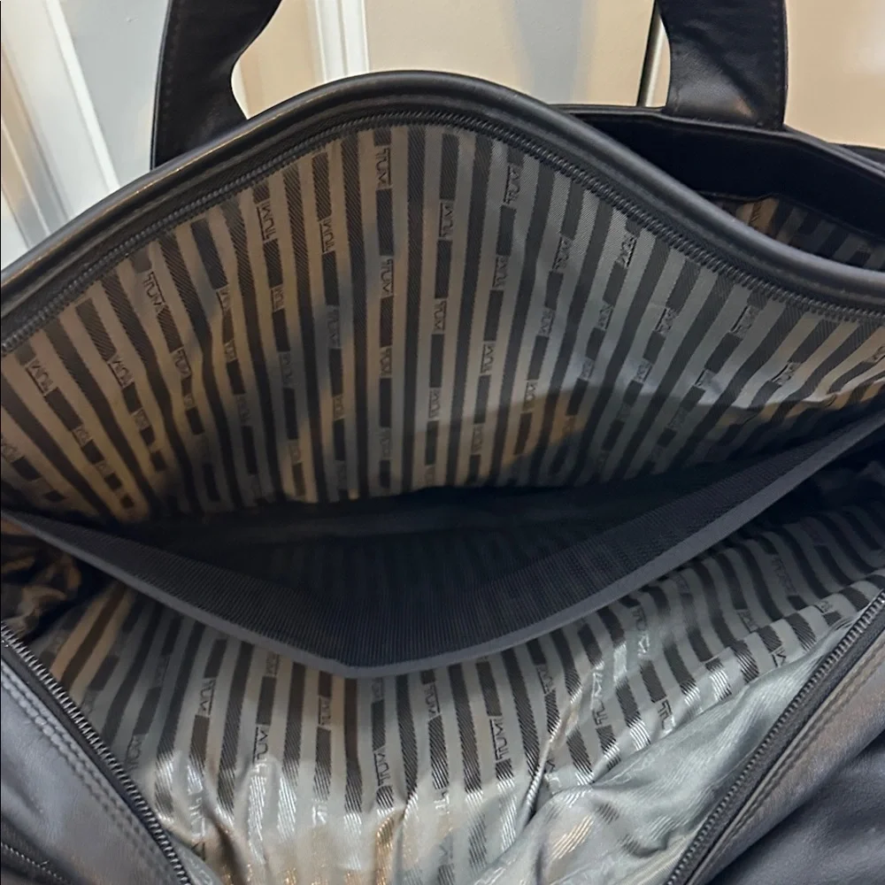Tumi Alpha Leather Expandable Organizer Briefcase Black Laptop Bag